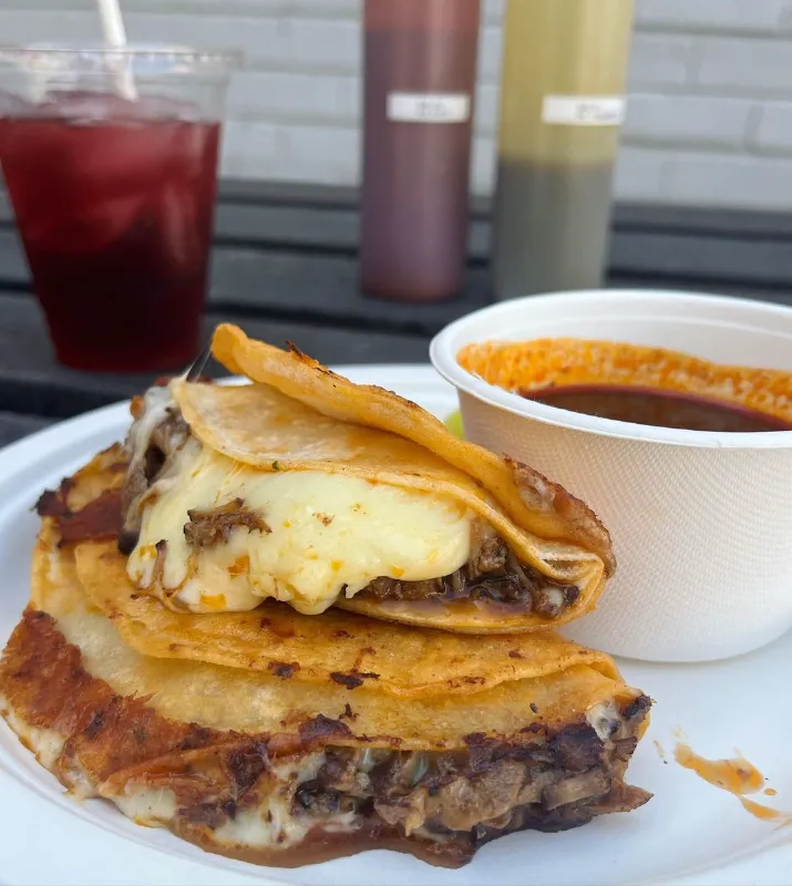 Bigga D's Food Truck - Thumbnail 10